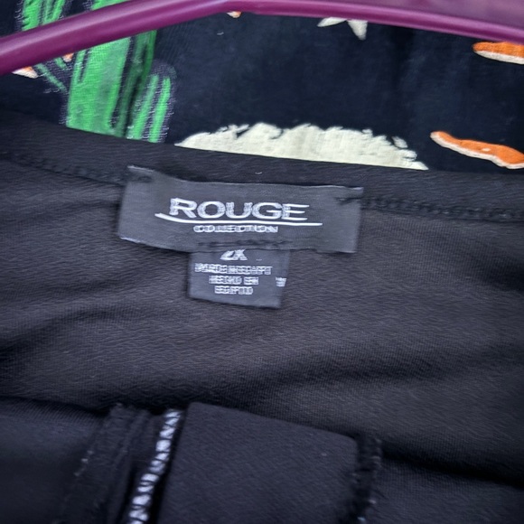 Black shirt - Picture 3 of 3